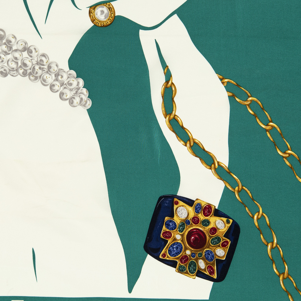Chanel Scarf - Picture 3 of 5